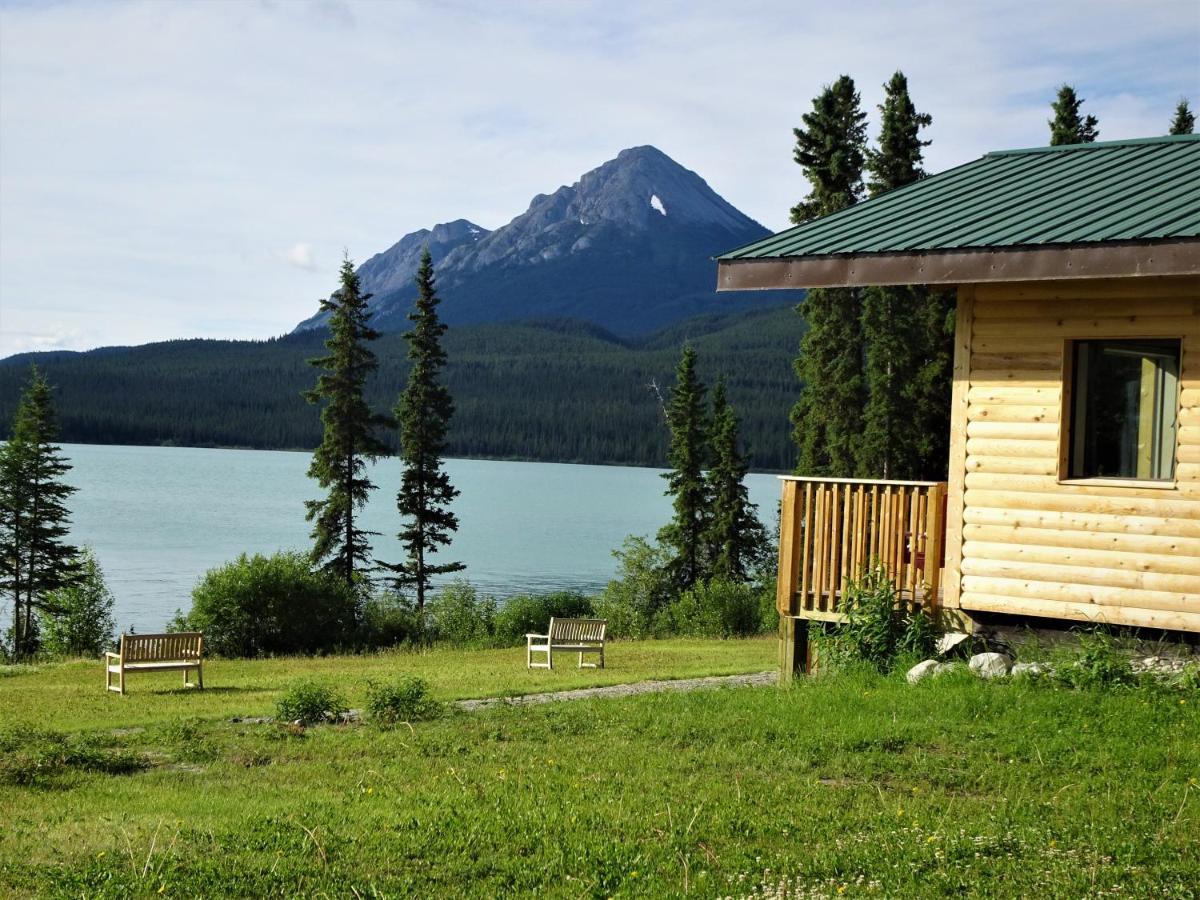 Southern Lakes Resort Tagish المظهر الخارجي الصورة
