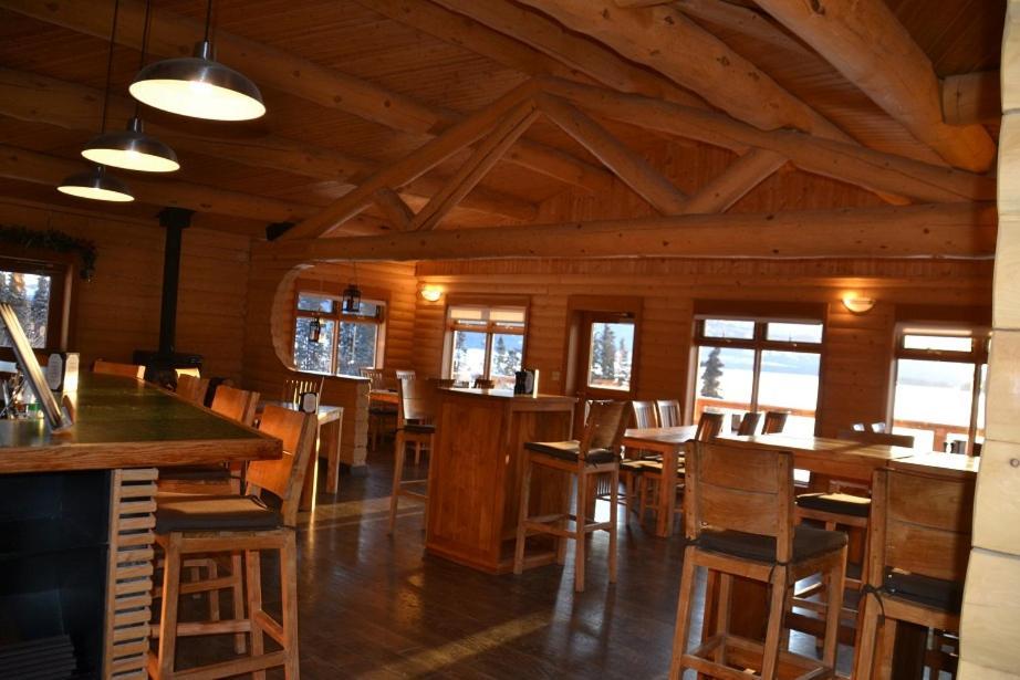 Southern Lakes Resort Tagish المظهر الخارجي الصورة