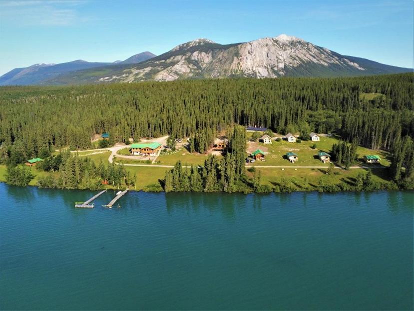 Southern Lakes Resort Tagish المظهر الخارجي الصورة